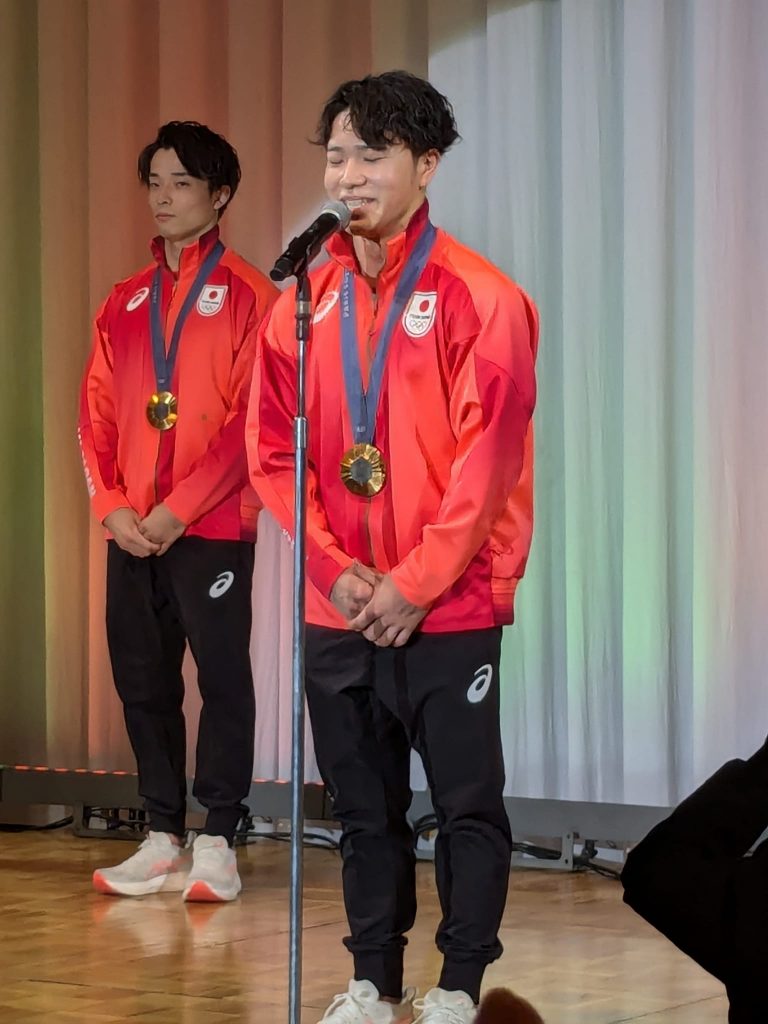 ３．パリ五輪体操競技　徳洲会体操クラブ　杉野正尭主将、岡慎之助選手　 祝賀 宮田修